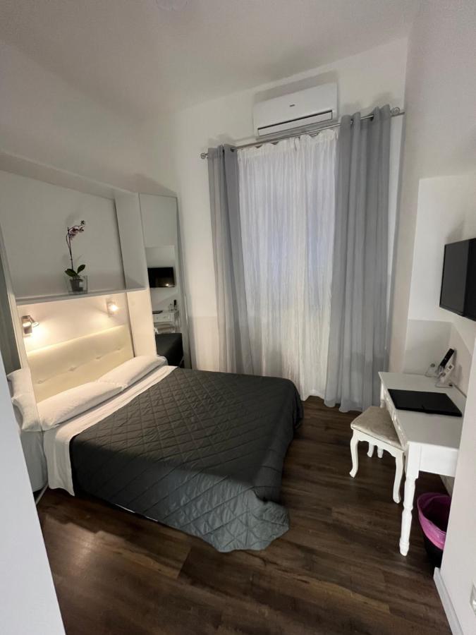 Domus Flavia Frühstückspension 3*
